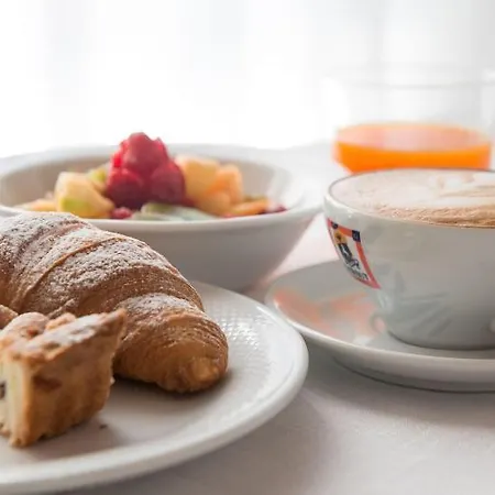 Hotel Helvetia 3*