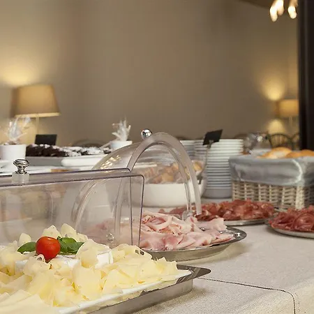 Helvetia Hotell 3*
