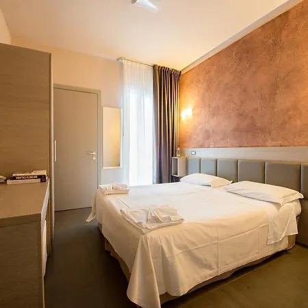 Helvetia 3*